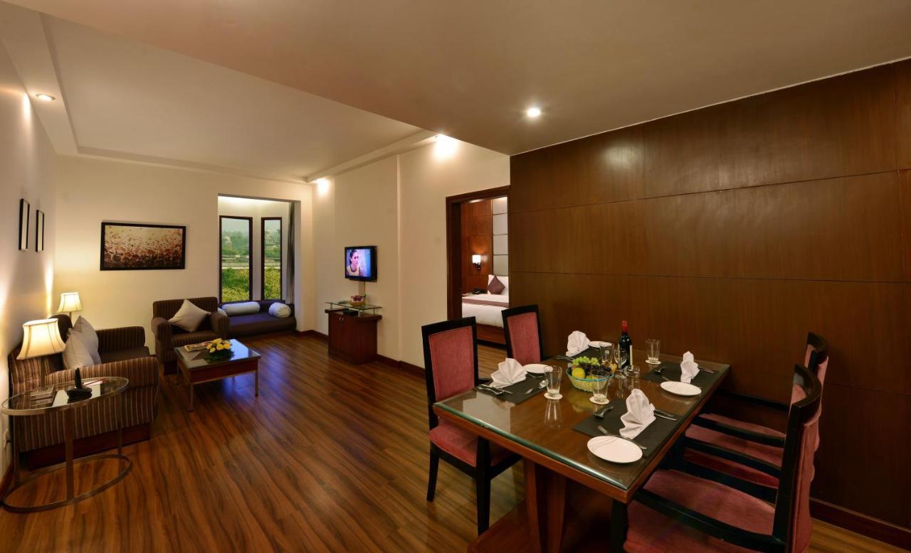 Lords Plaza Jaipur Hotel Bagian luar foto