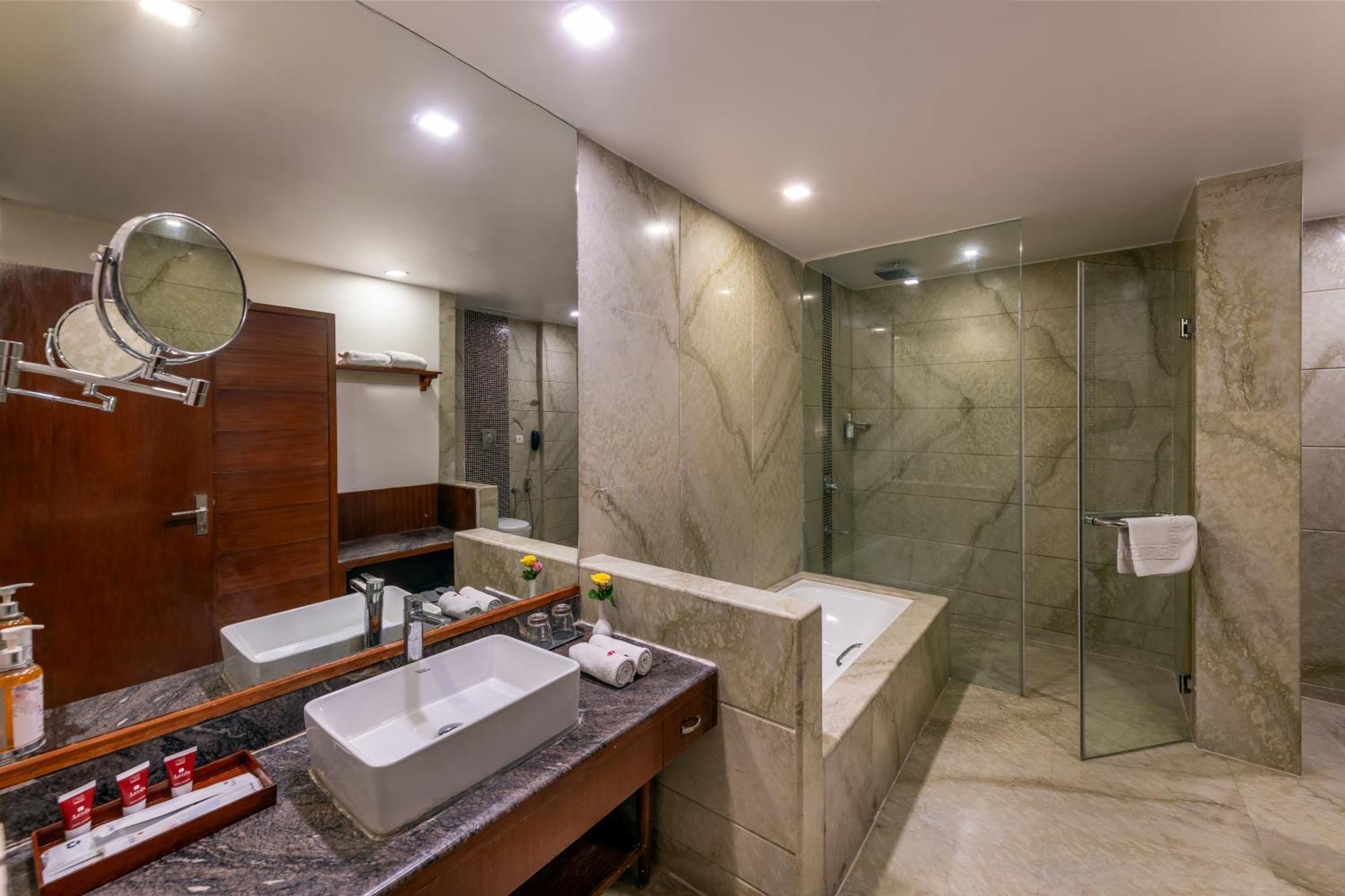 Lords Plaza Jaipur Hotel Bagian luar foto
