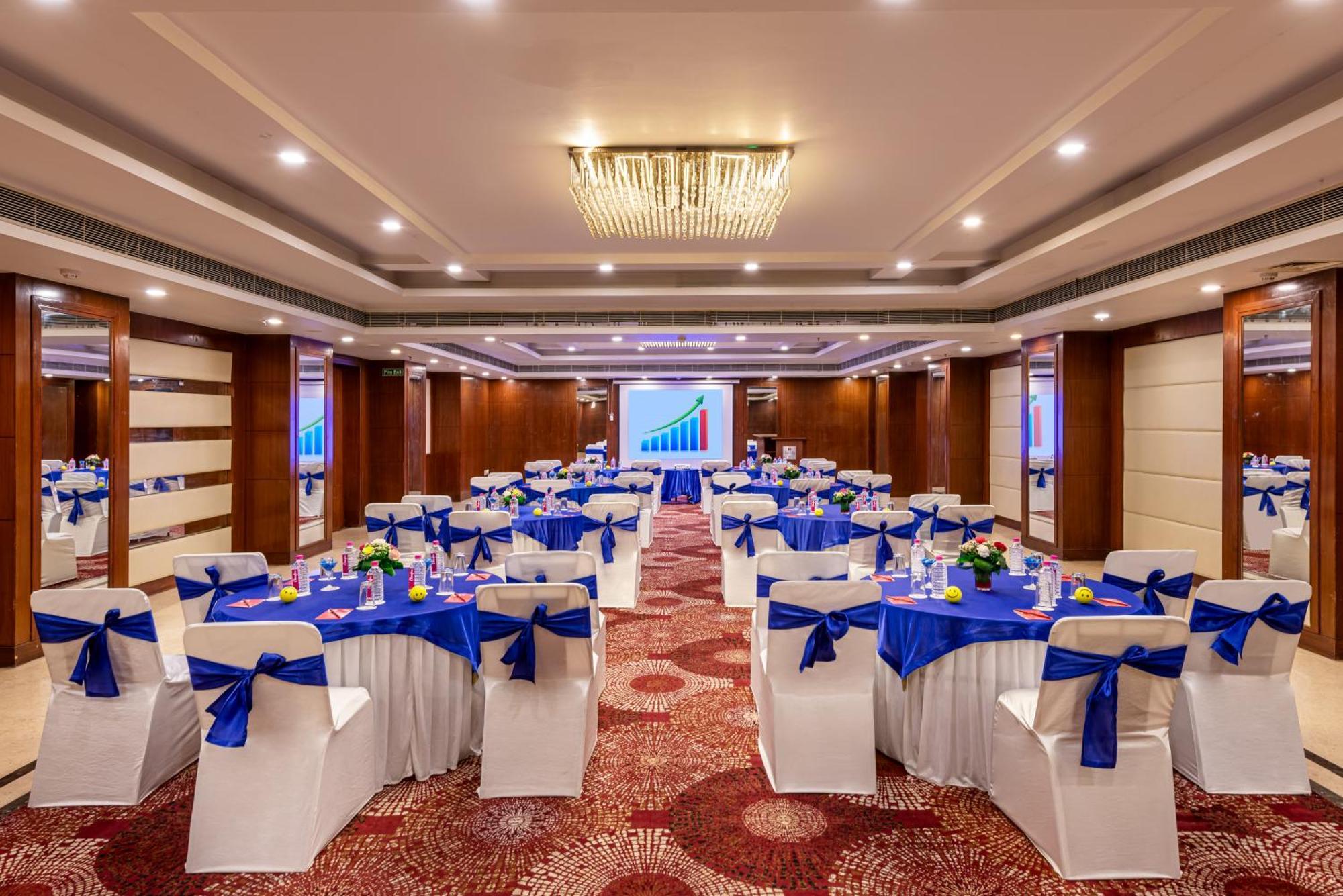 Lords Plaza Jaipur Hotel Bagian luar foto