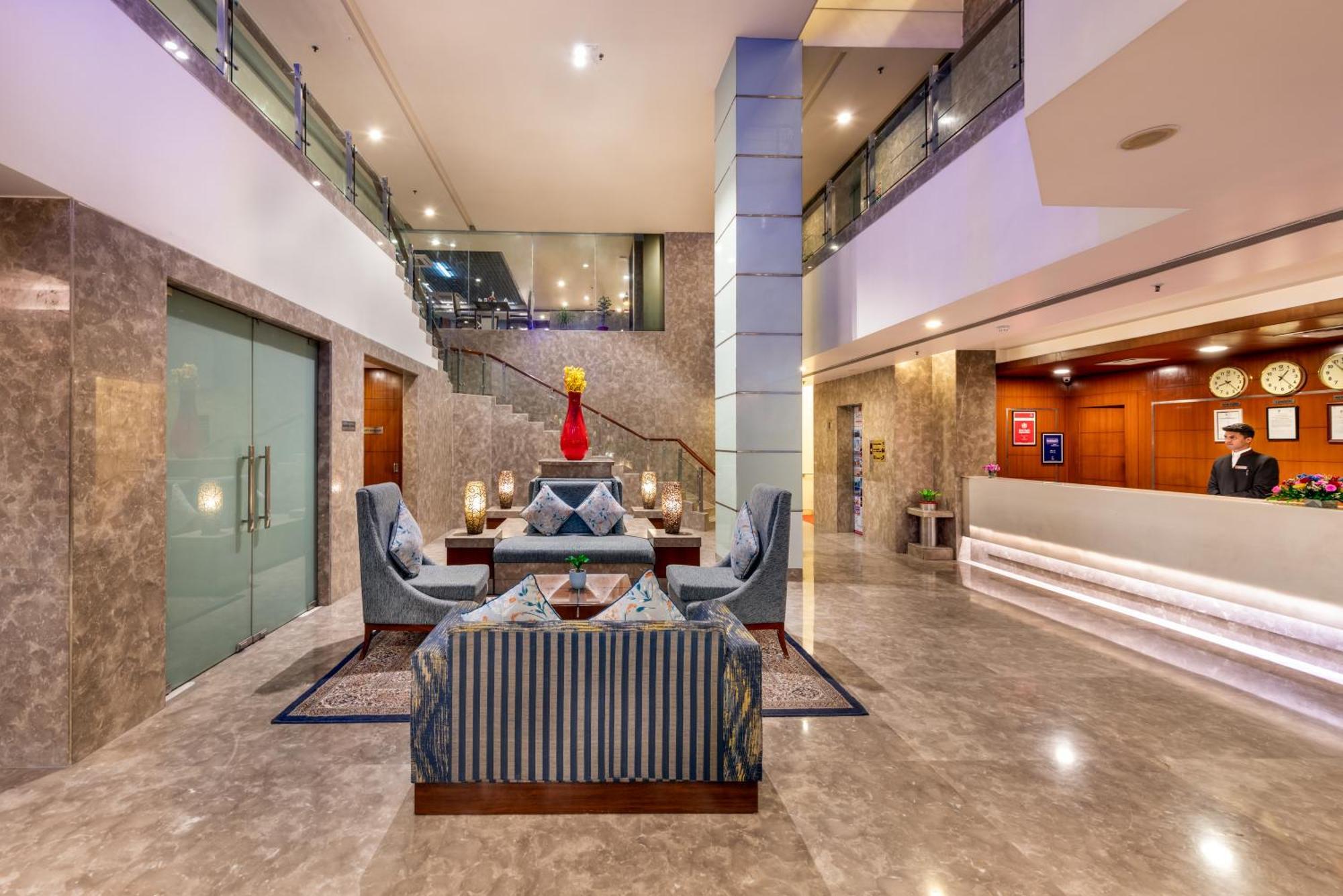 Lords Plaza Jaipur Hotel Bagian luar foto