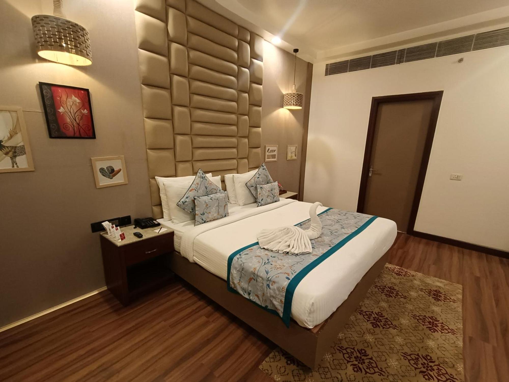 Lords Plaza Jaipur Hotel Bagian luar foto