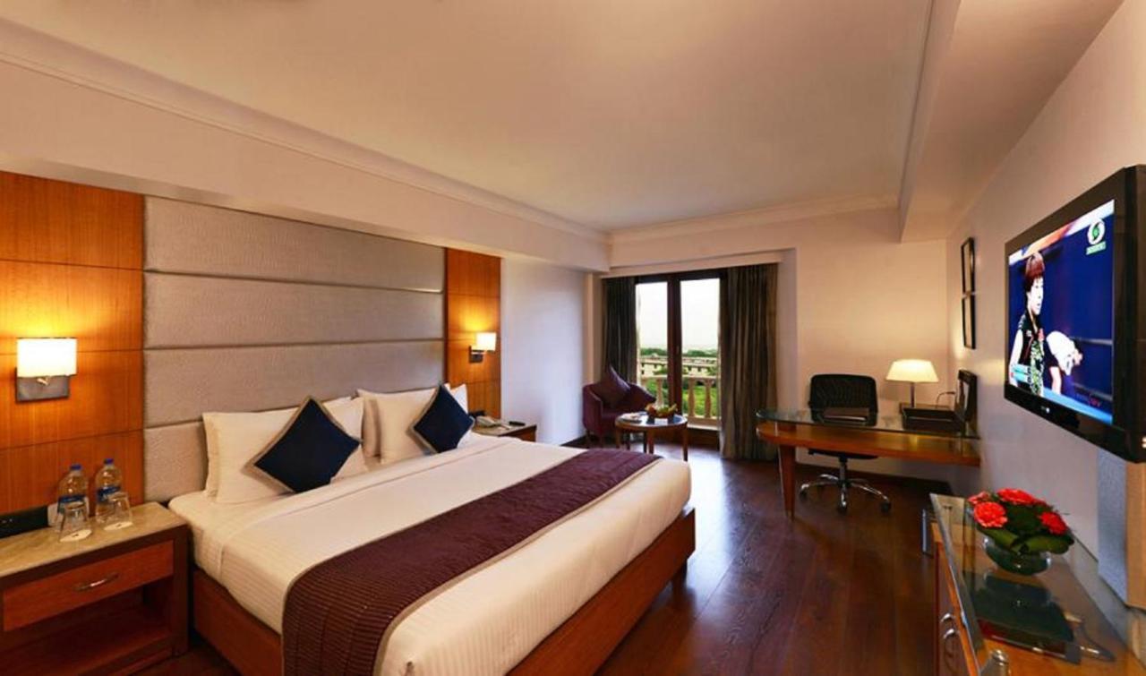 Lords Plaza Jaipur Hotel Bagian luar foto