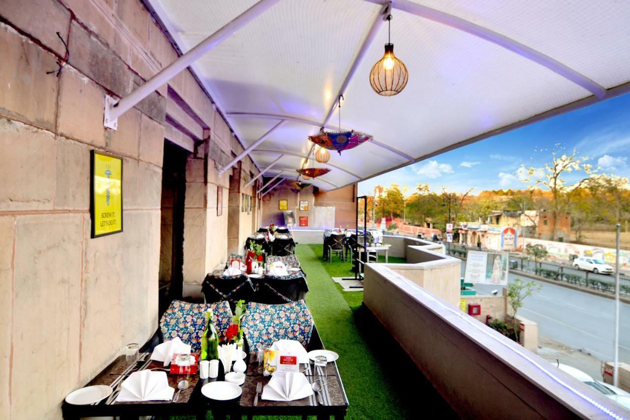 Lords Plaza Jaipur Hotel Bagian luar foto